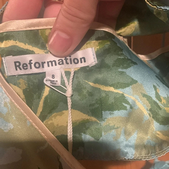 New REFORMATION poppies silk maxi cut out dress - Picture 5 of 12